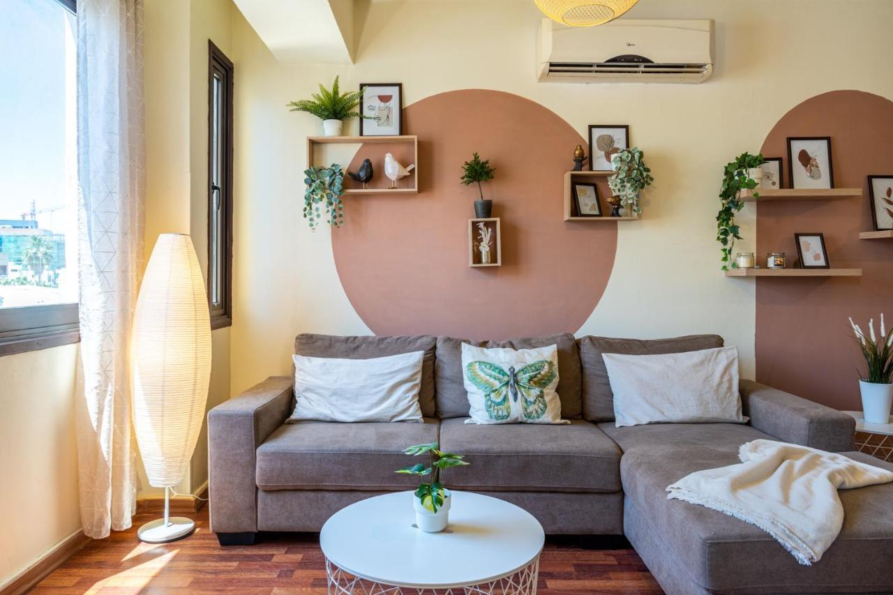 Celine'S 2 Bedrooms Apartment In Larnaca Center エクステリア 写真