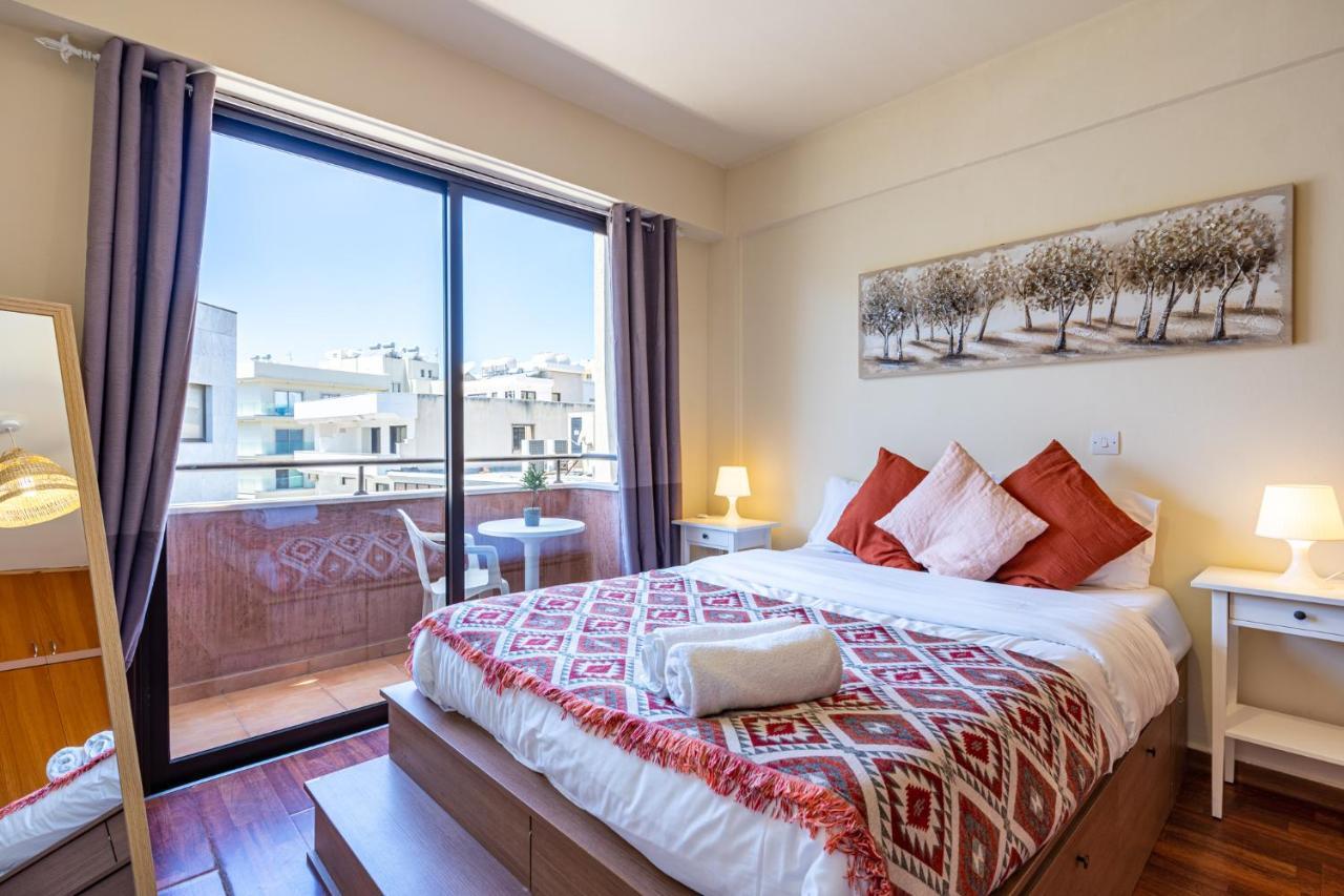Celine'S 2 Bedrooms Apartment In Larnaca Center エクステリア 写真