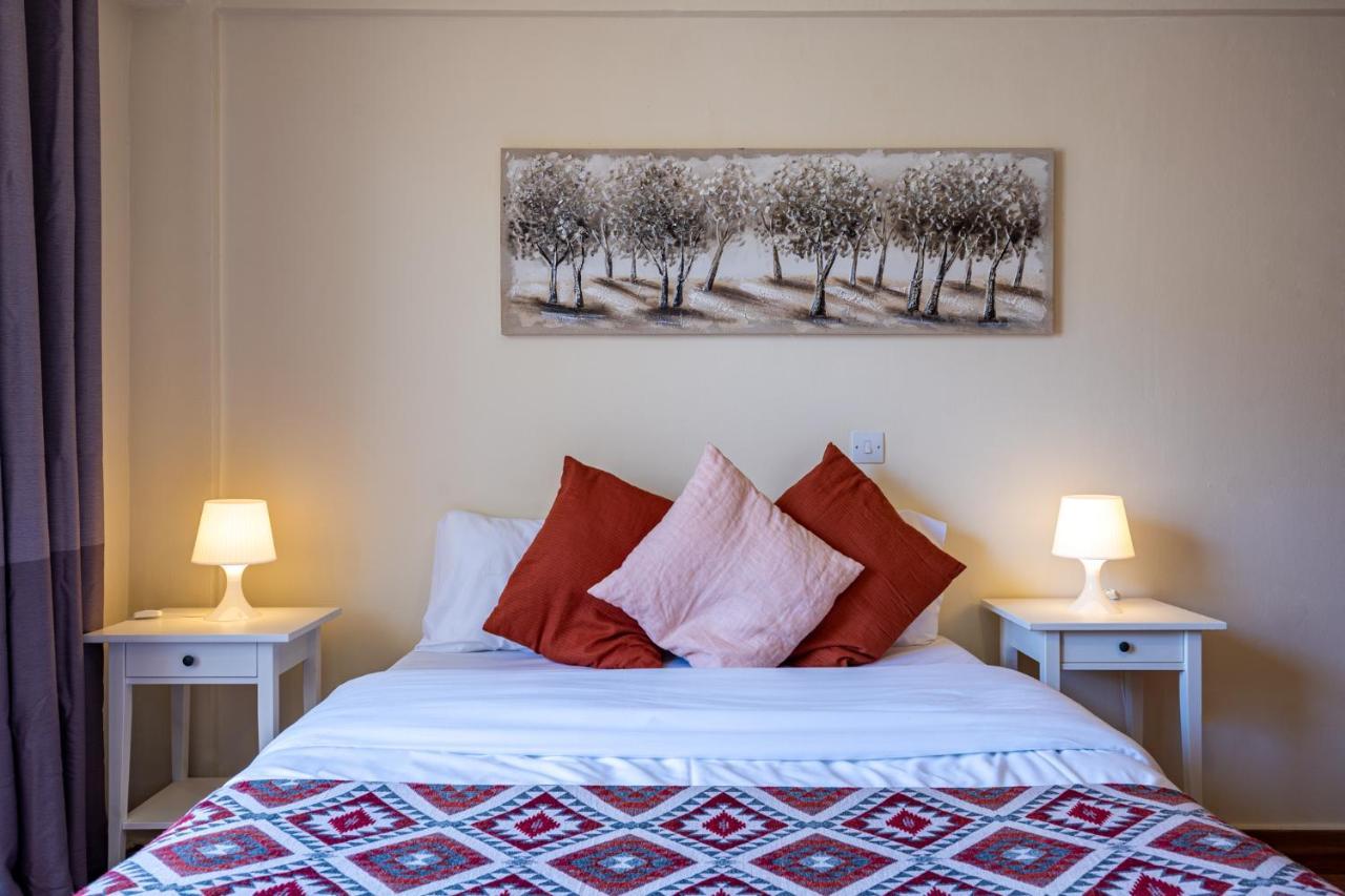 Celine'S 2 Bedrooms Apartment In Larnaca Center エクステリア 写真
