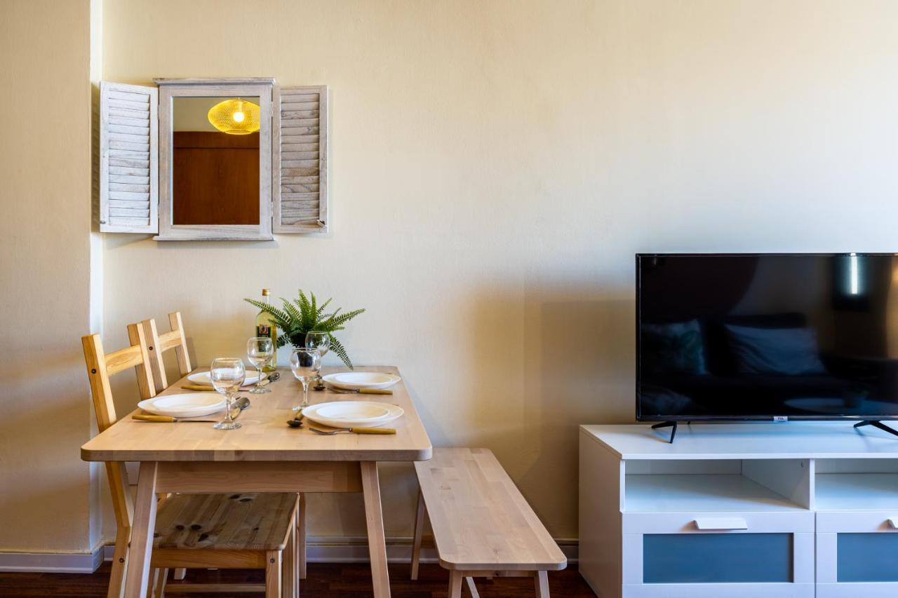 Celine'S 2 Bedrooms Apartment In Larnaca Center エクステリア 写真